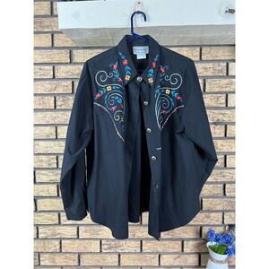 Stonebridge  western shirt has great detail with‎ stitching